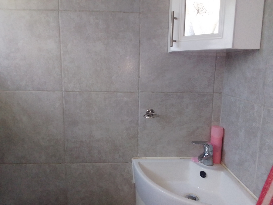 5 Bedroom Property for Sale in Protea Park North West